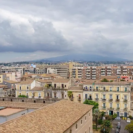 Apartment Kitai, Sui Tetti Di Catania