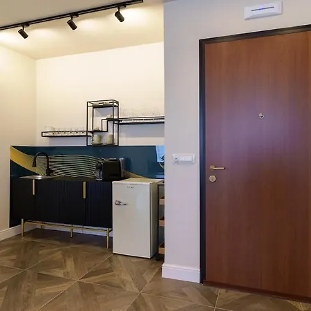 Apartment Kitai, Sui Tetti Di
