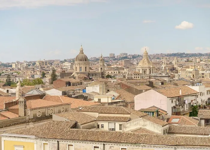 Kitai, Sui Tetti Di Катания