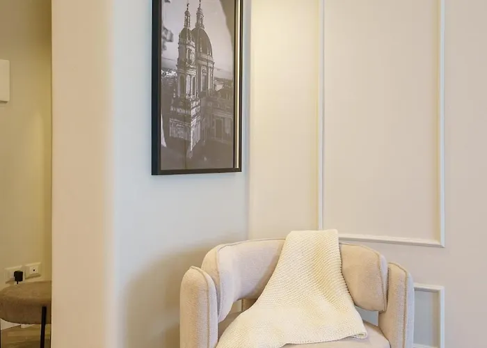 Kitai, Sui Tetti Di *