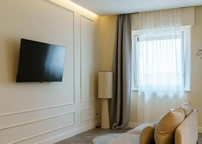 Kitai, Sui Tetti Di Апартаменты *