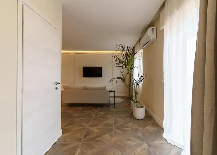 Kitai, Sui Tetti Di Апартаменты *